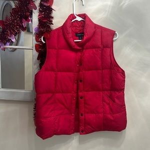 Read Lands End button vest with pockets